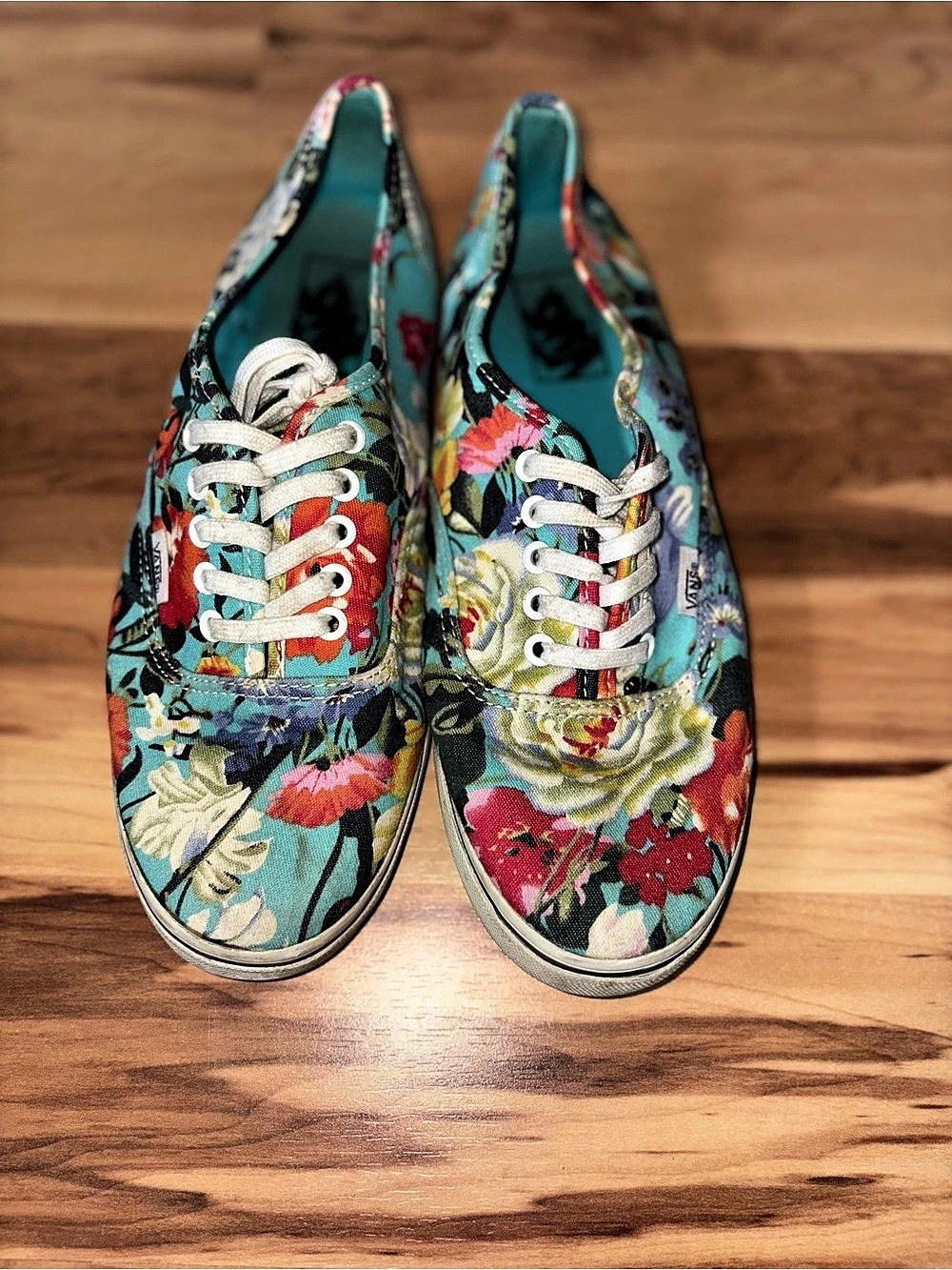 Vans Vintage Y2K Floral Sneakers in Blue & Multicolor 💐🩵💗💚
